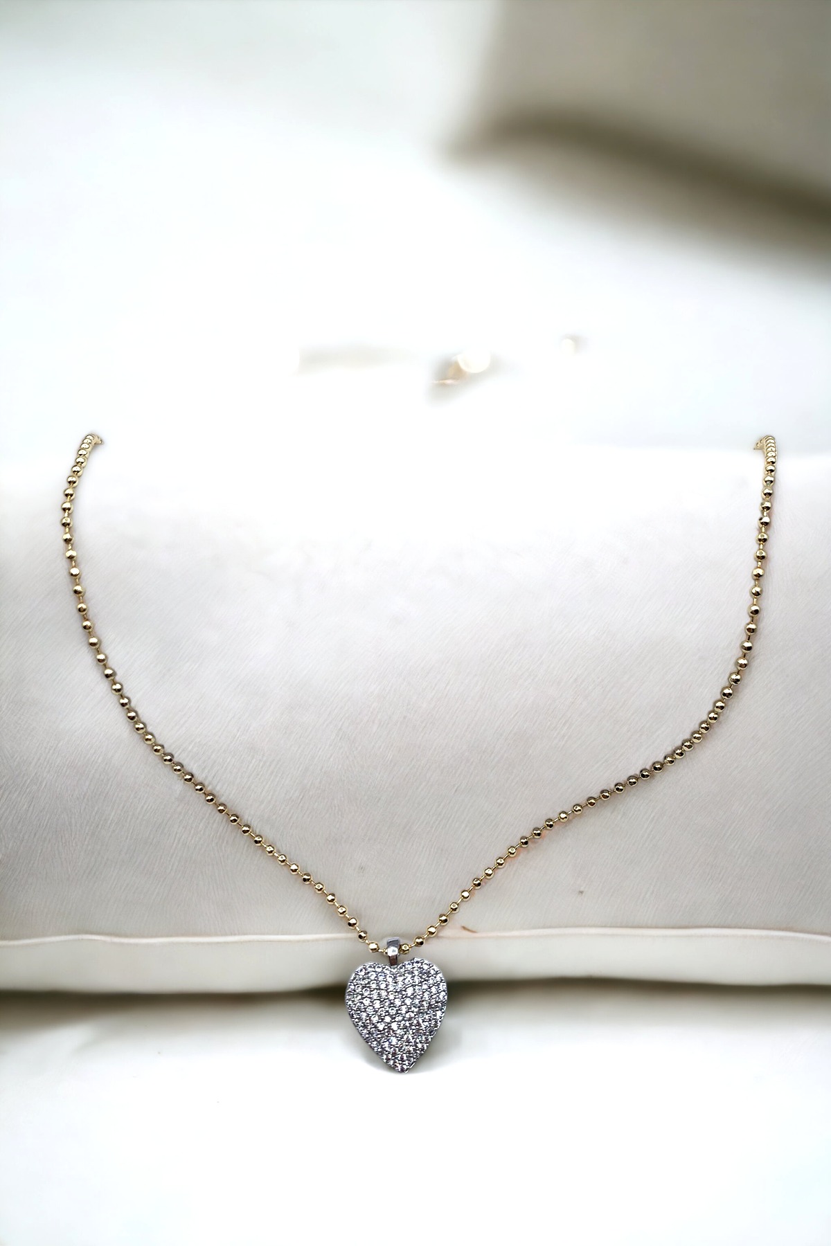 Kadın Zirkon Taşlı Gold Zincir Gümüş Renk Çelik Kalp Şık Kolye