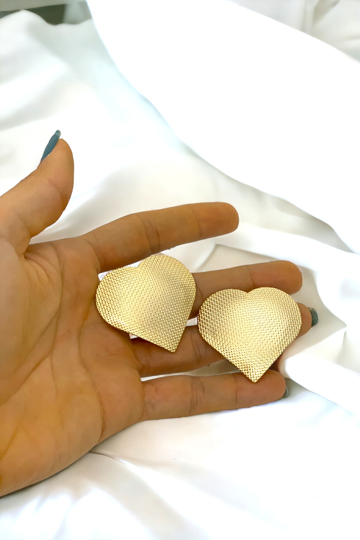 Kadın Gold Dokulu Kalp Küpe