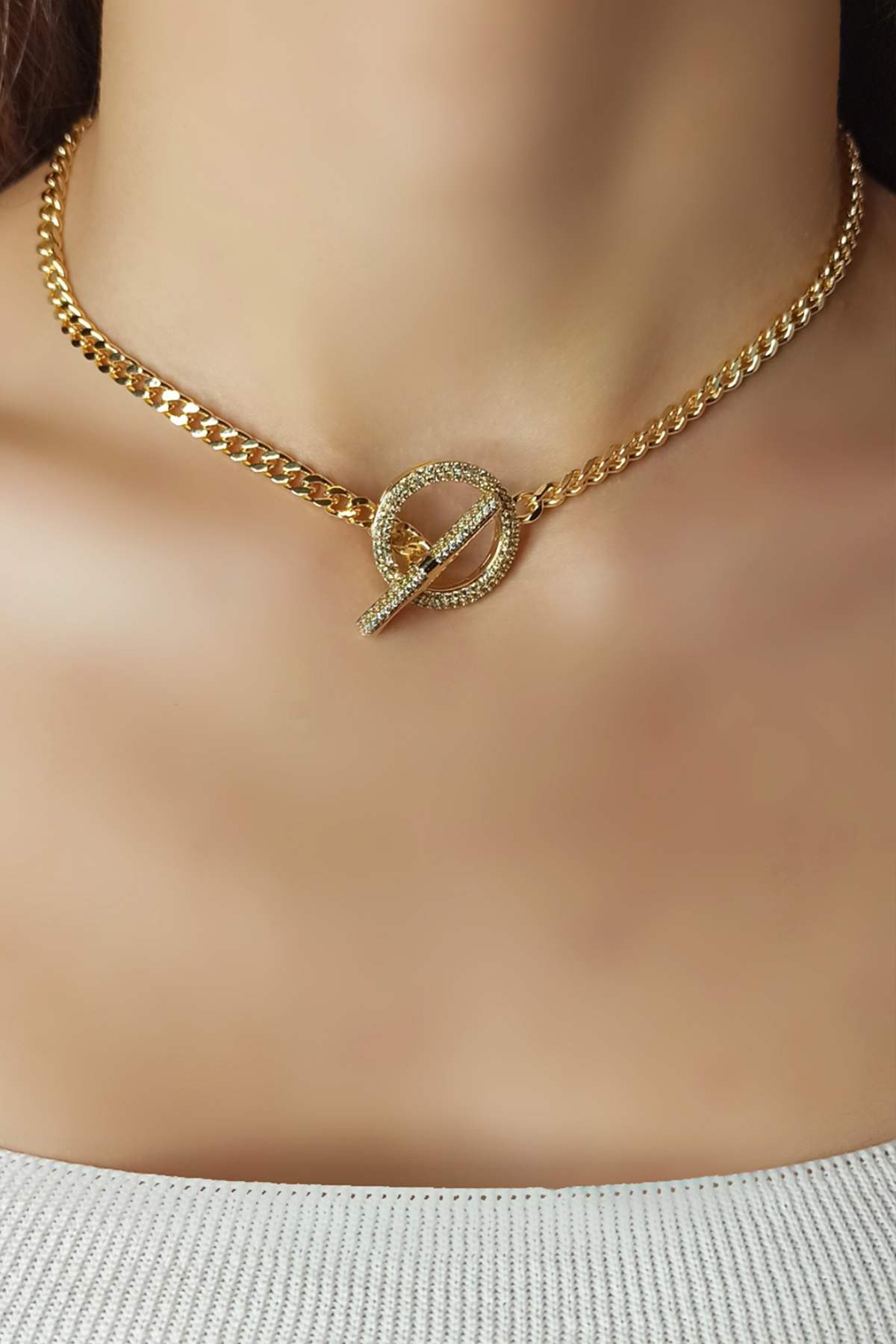 Kadın Gold Halka Zirkon Taşlı Geçirmeli Ot Dümen Kilit Kolye 007