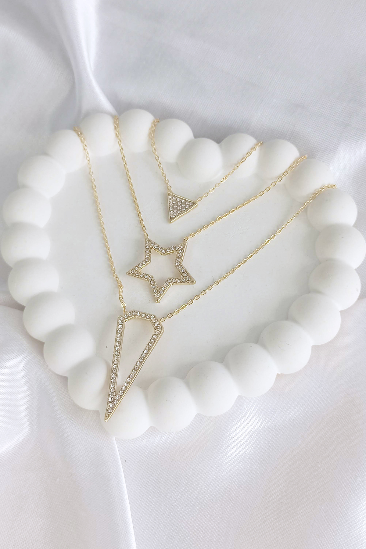 Kadın Gold Renk Yıldız Ve Üçgen Figürlü Üçlü Uzun Kolye 008