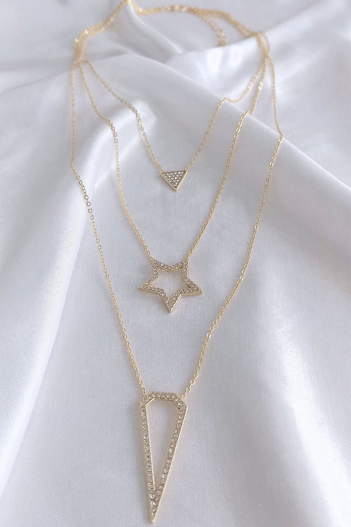 Kadın Gold Renk Yıldız Ve Üçgen Figürlü Üçlü Uzun Kolye 008