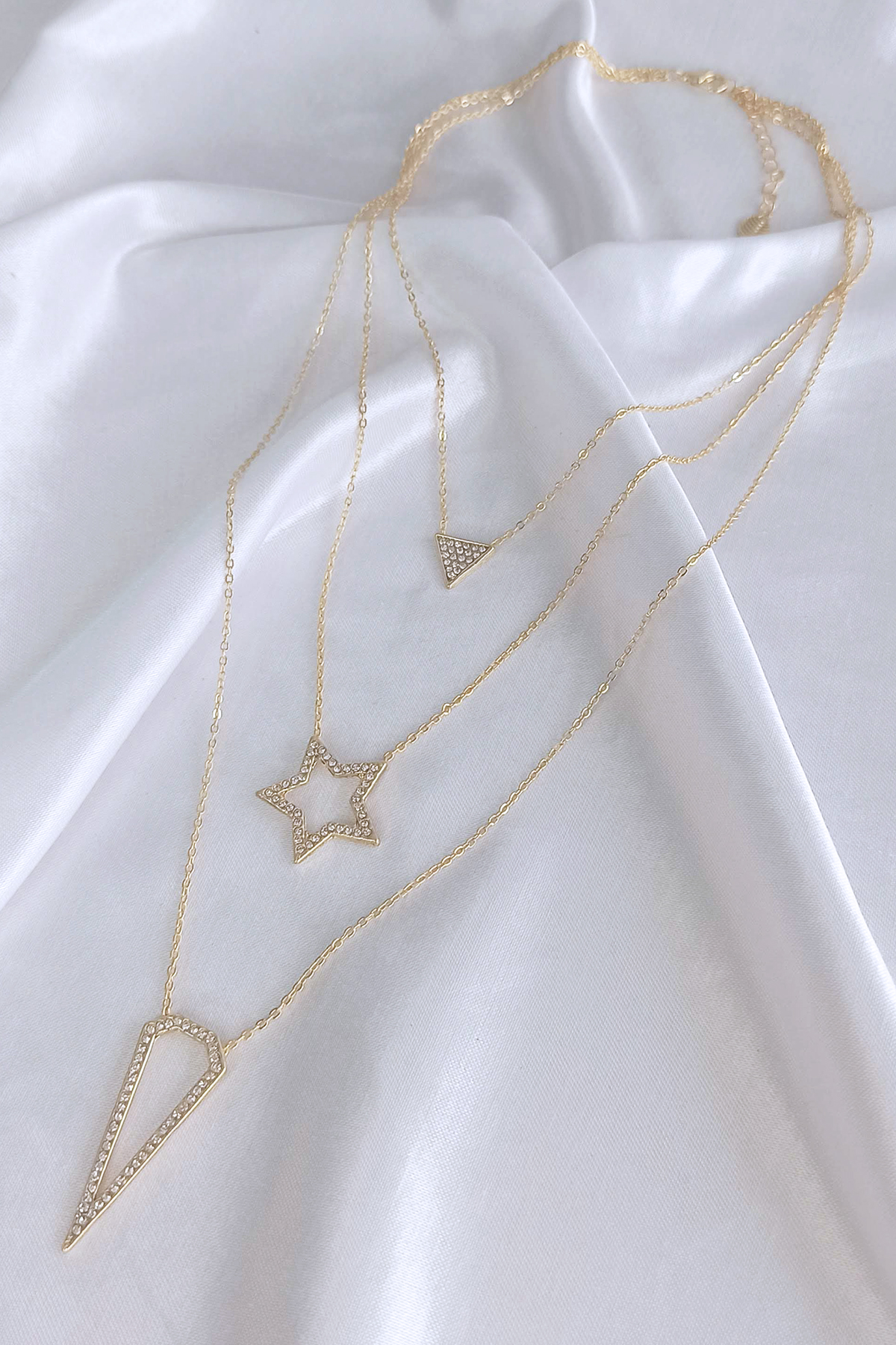 Kadın Gold Renk Yıldız Ve Üçgen Figürlü Üçlü Uzun Kolye 008