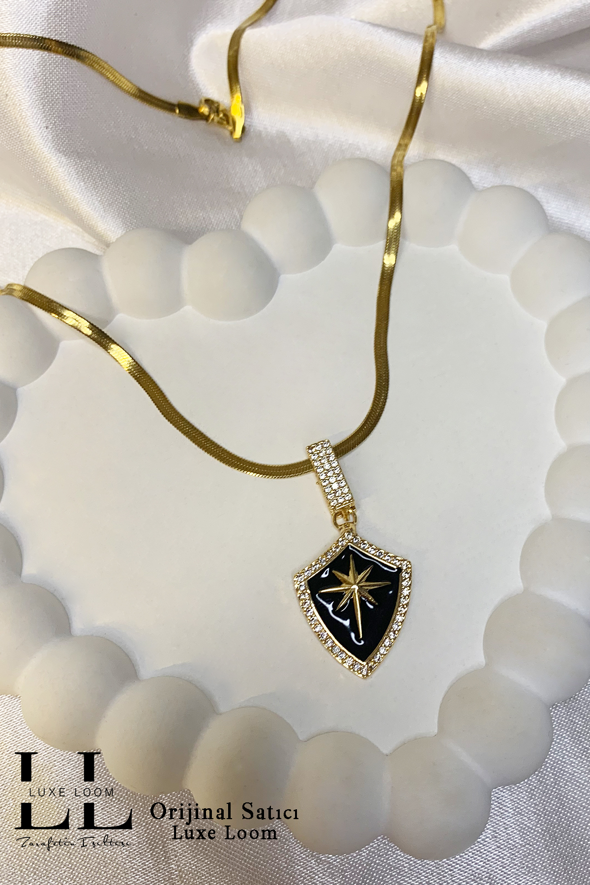 Kadın Gold Siyah Mineli İtalyan Ezme Küçük Kuzey Yıldızı Kolye 002