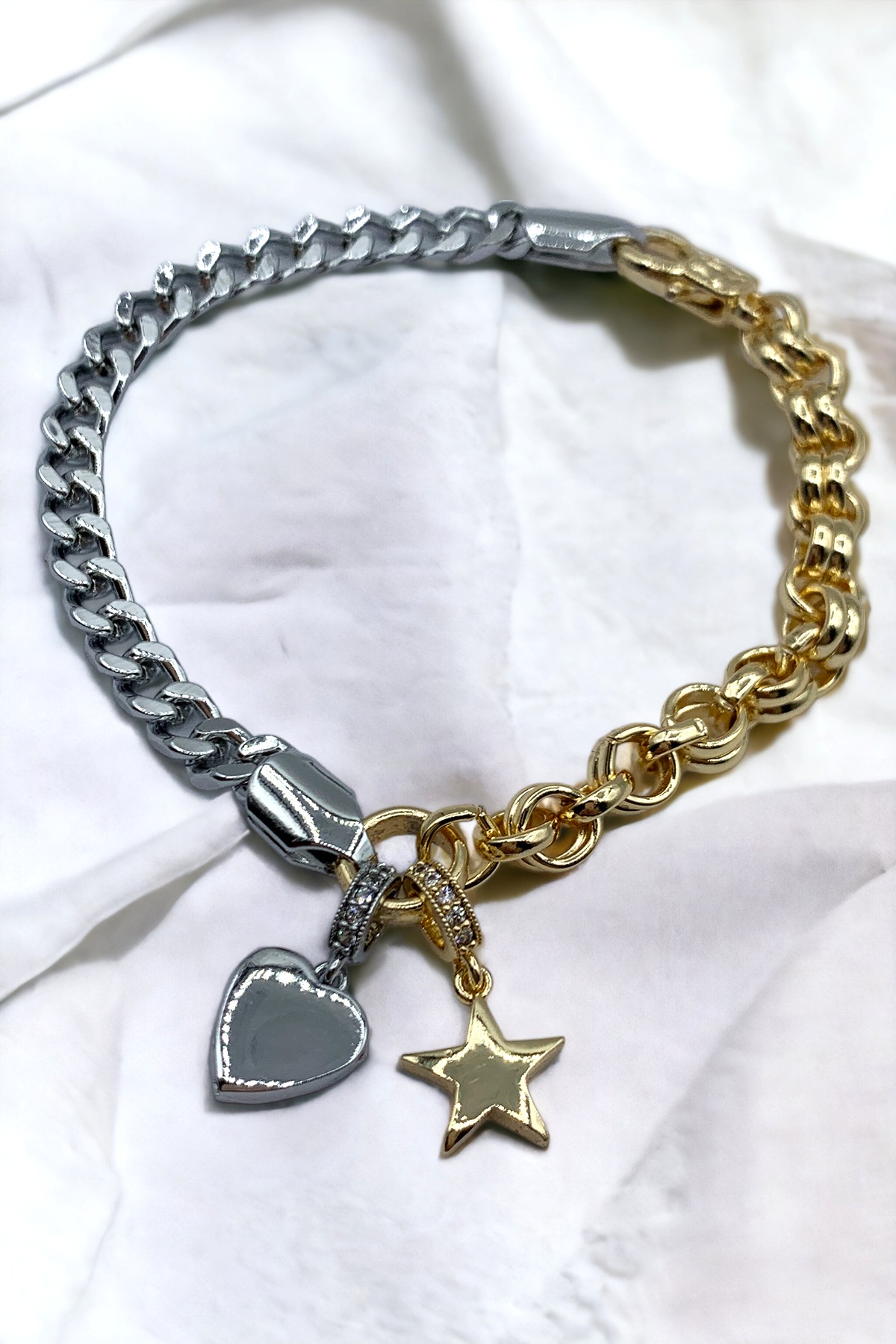 Kadın Gold Zincir Zirkon Taşlı Yıldız Ve Gümüş Renk Zincir Zirkon Taşlı Kalp Bileklik