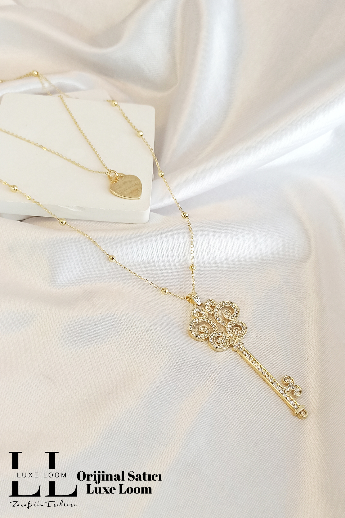 Kadın Gold Zirkon Taşlı Uzun Anahtar Küçük Kalp Detaylı Çift Katman Kolye 008