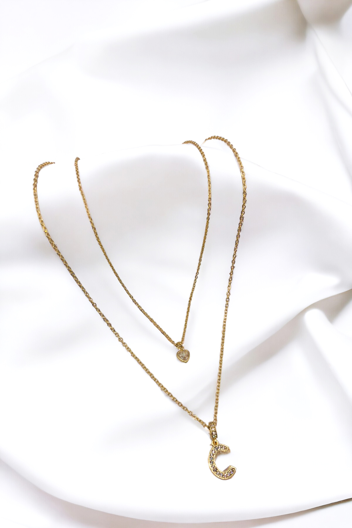 Kadın Kararmayan Çelik Gold Zirkon Taşlı Küçük Kalpli C Harfli Çift Katman Kolye 006