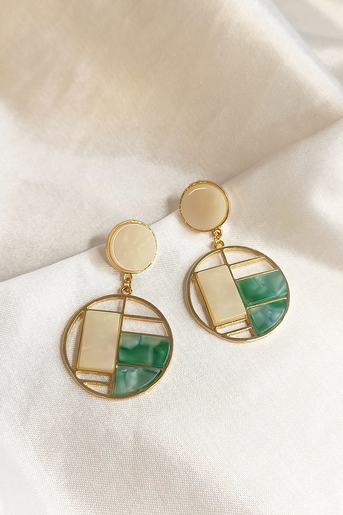 Kadın Yeşil Sedef Desenli Geometrik Küpe