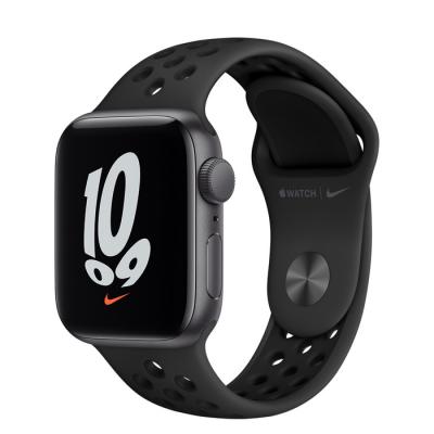 Apple Watch SE Uzay Grisi Alüminyum Kasa ve Nike Spor Kordon